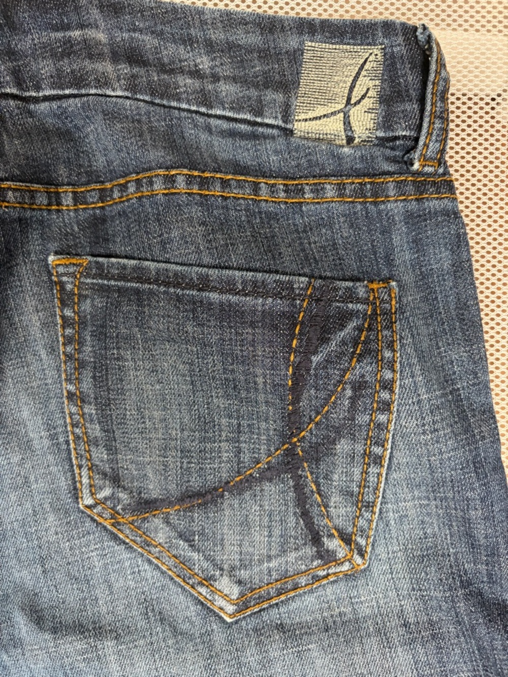 !iT Jeans Los Angeles Vintage Y2K Bermuda Shorts Dark Wash Denim Sz 30 Low Rise - Picture 9 of 16